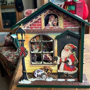 Christmas Shop Santa Claus Mechanical Music Box Animated